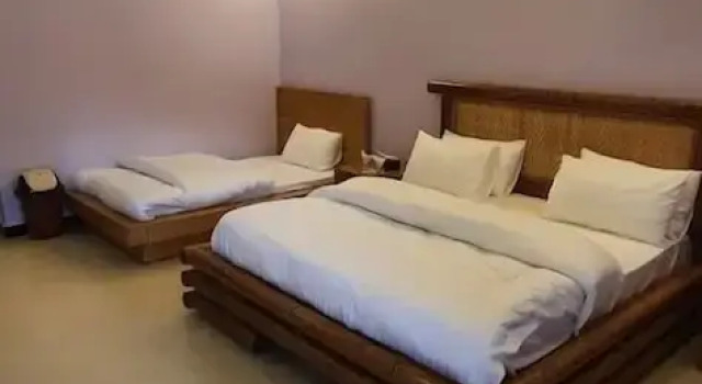 Markhor Inn
