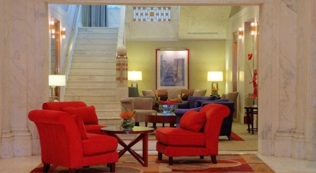 River Hotel