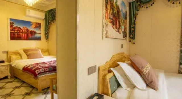 Люкс Juyuan Pavilion Homestay (Kashgar Ancient City Scenic Area Branch)