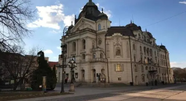 Luxury Vincents Apartments Kosice, Rezerwuj Apartament Hotele w Košický kraj z parkingiem, Parking