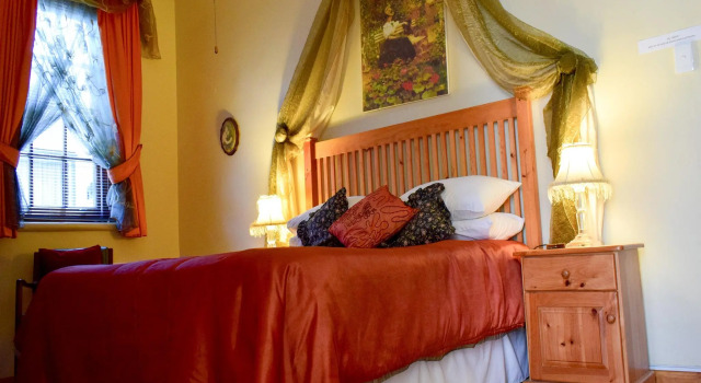 Auberge Alouette Guesthouse