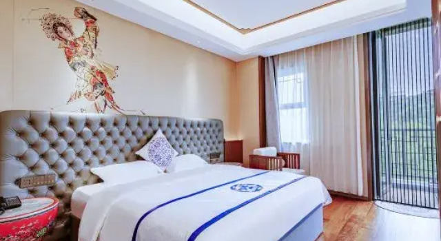 Люкс Deluxe с видом на озеро Tai 'an Moyu Porcelain Pleasant Art Hotel (Taishan Peach Blossom Valley Mountain Entrance Store)
