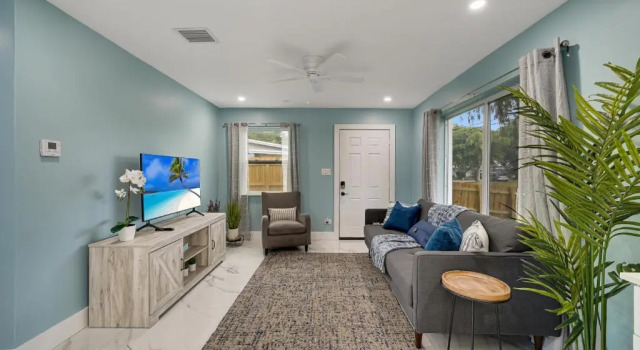 Lake house 3 in Davie