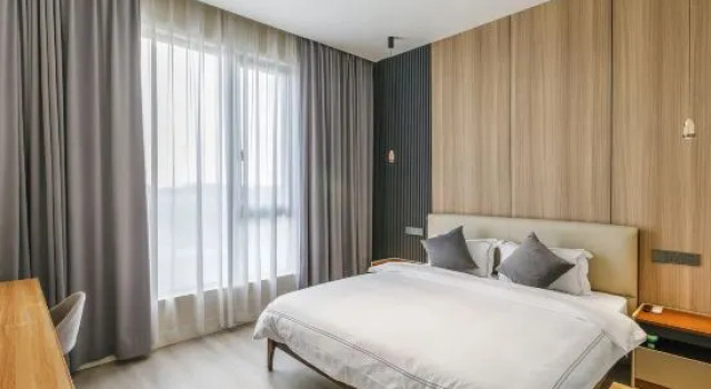 Люкс Floral Hotel·Shanghai Shiqi Hotel
