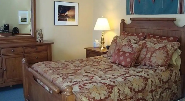 Standard Zimmer Bristol Suites