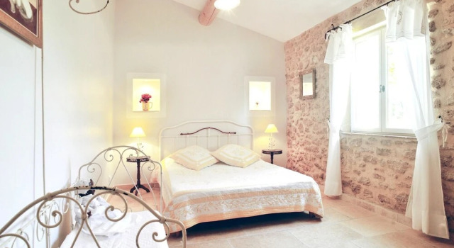 House With 3 Bedrooms in Grans, With Pool Access, Furnished Garden and, Забронировать Дом для отпуска Гран Étang de Berre