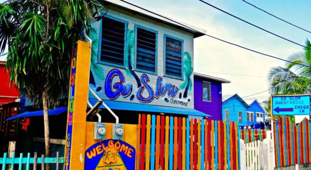 Go Slow Guesthouse, Book Hotel Billige hoteller i Belize Islands