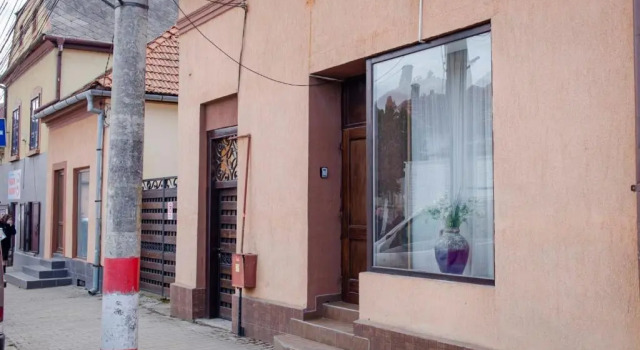 Reghin Guest House, Varaa Matkakoti  