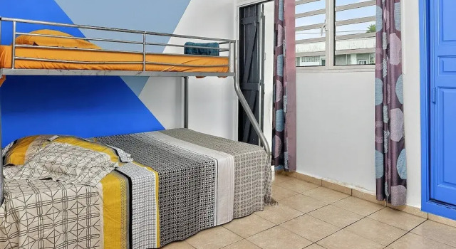PIED À TERRE PRO &FAMILLE Aéroport 12min, Rezervovat Rekreační dům Chaty v Basse-Terre, Chalupa