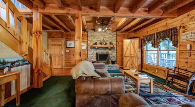 Douglas Lake Hilltop Hideaway, Buchen Sie Hotel Dandridge Tennessee