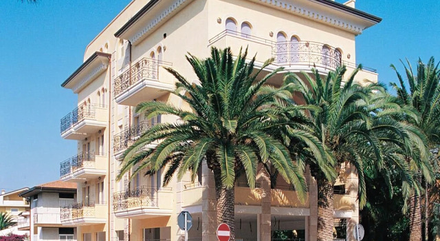 Residence Le Palme, Rezervovat Hotel Hotely v Abruzzo s bazénem, Bazén