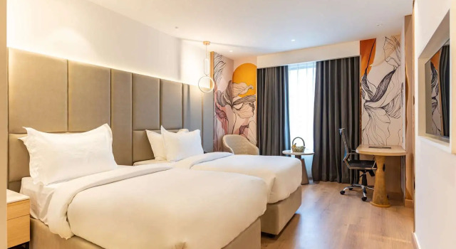 AH1 Hotel, Book Hotel Hoteller i Punjab med parkering, Parkering