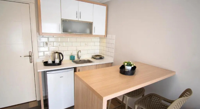 Апартаменты с видом на бассейн M Suite Butik Apart Hotel