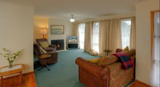 Nazaaray Coastal Cottage, Rezerwuj Dom wakacyjny Domki letniskowe w Hastings, Domek