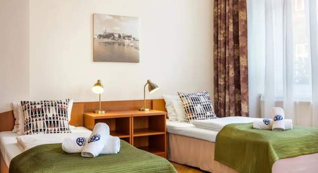 Четырёхместный номер Standard c 1 комнатой Kosmopolita Rooms