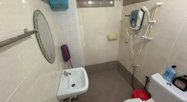 Taman Banang Ria Simple Homestay, Varaa Hotelli Hotellit Johor pysäköinnillä, Pysäköinti