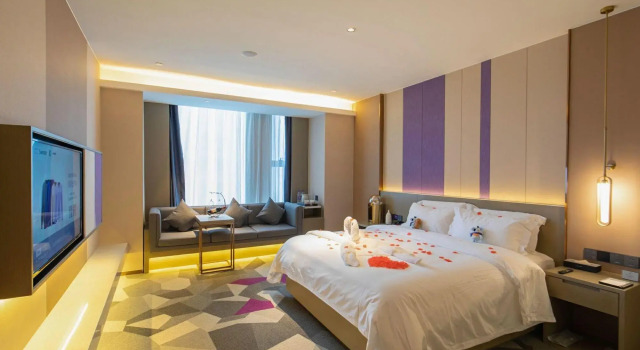 Lavande Hotel (Dongying Kenli District Government Store), Prenota Hotel Hotel a Shandong con parcheggio, Parcheggio