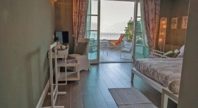 Номер Deluxe с балконом и с видом на озеро Borgo Le Terrazze