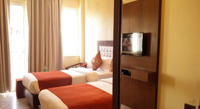 Номер Standard Hotel Surya, Kaiser Palace