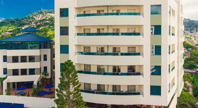 Hotel Plaza Juan Carlos, Reservar Hotel Hotéis em Cortés com piscina, Piscina