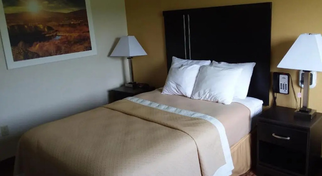 Номер Deluxe Days Inn by Wyndham Hornell NY