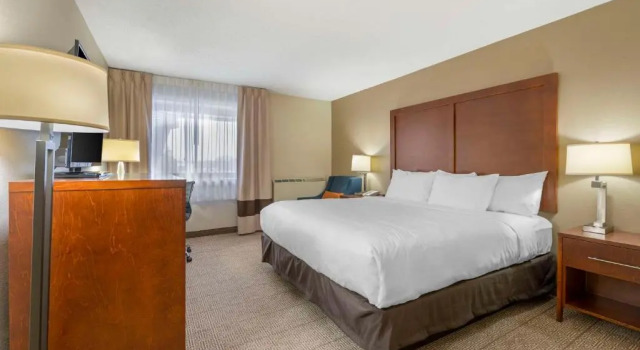 Двухместный номер Superior Comfort Inn & Suites Indianapolis Northwest - College Park