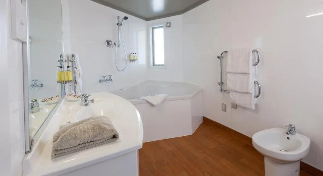 Номер Standard с видом на гавань Beachcomber Inn Picton