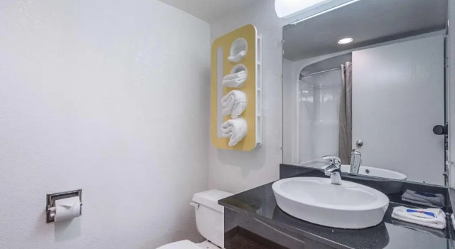 Двухместный номер Standard Red Roof Inn Kokomo