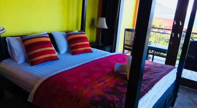 Villa MaRasai, Prenota Villa Hotel economici a North Maluku
