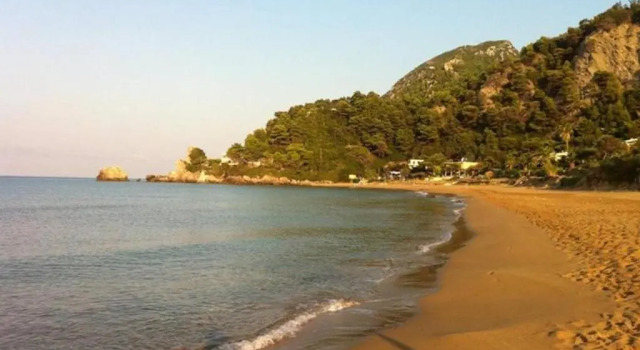 Апартаменты Glyfada Beachfront Apartment A3g 58a