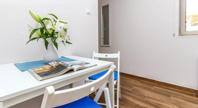Студия Apartments Maestral