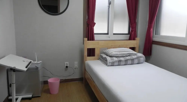 Одноместный номер Standard Jeonju International Hostel