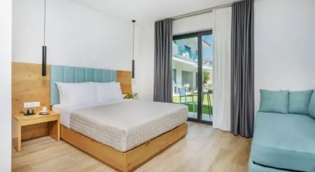 Alexmare Suites, Book Hotel  