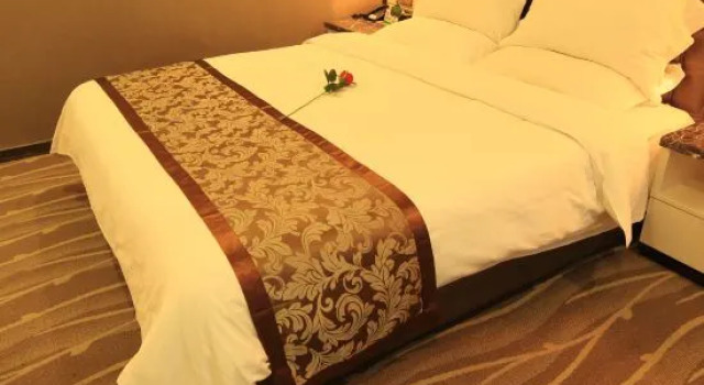 Люкс с 2 комнатами Jinzhou Holiday Hotel