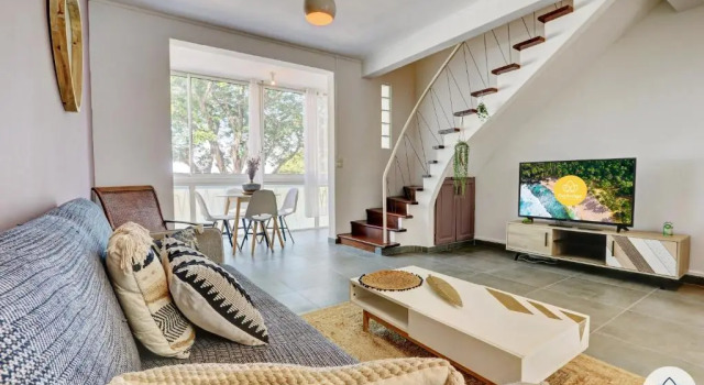 Апартаменты T3 - Duplex Moringue 2 étoiles - Vue sur Jardin - Proche centre Saint-Denis