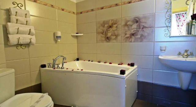 Suite AVO Hotel