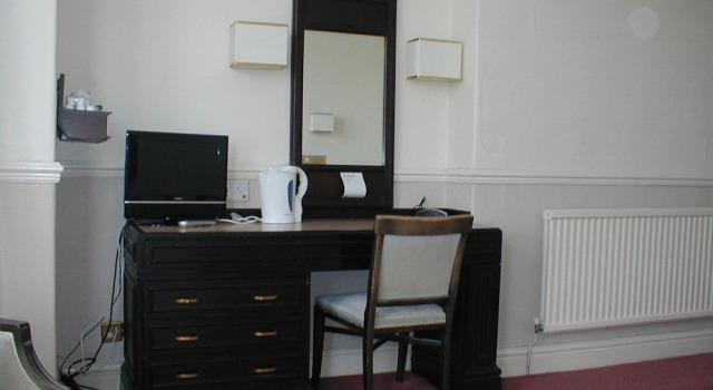 Glen Usk Hotel, Book Hotel Llandrindod Wells Powys