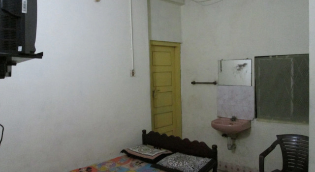 St.Antonys Lodge Ernakulam Market