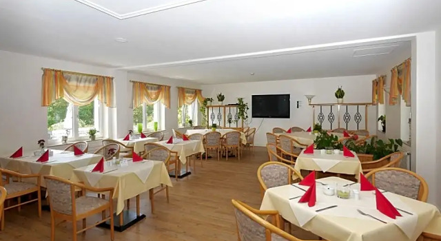 Bungalows Waldoase, Book Hotel Hotels in Usedom with a Pool, Swimming Pool