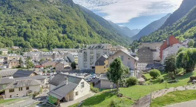 Appartement Cauterets, 1 pièce, 4 personnes - FR-1-401-78, Rezervasyon Daire Pyrenees National Park otoparklı oteller, Otopark