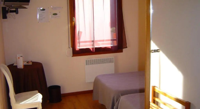 Le Magiot, Rezervasyon Otel  