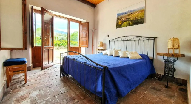 Suite in Vigneto, Book Hotel Castiglione di Sicilia 