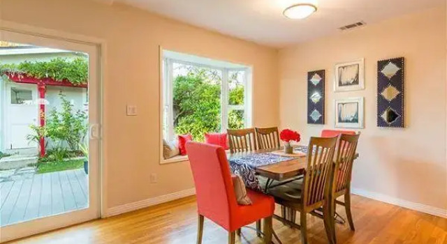 Three Bedroom Poolside in Pacific Beach