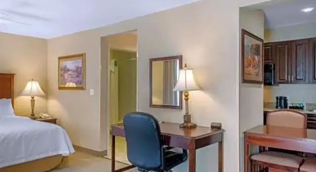 Студия Homewood Suites Covington