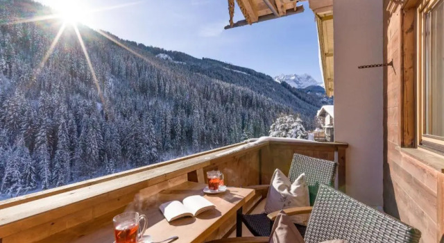 Ferienwohnungen Luxner, Rezerwuj Hotel Hotele w Tyrol z parkingiem, Parking