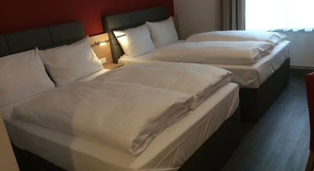 Habitación cuádruple Estándar Adesso Hotel Göttingen - pay at property on arrival-Ihr Automatenhotel in Göttingen