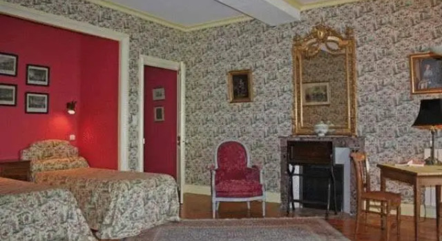 Семейный люкс Château De Vollore