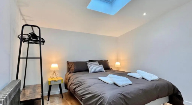 Duplex Design 6P / 3CH - jardin et parking gratuit, Забронировать Бутик-отель Малакоф Аньер-сюр-Сен