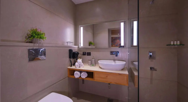 Двухместный номер Executive Royale Sarovar Portico Agra