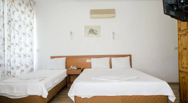 Трёхместный номер Standard Hotel Seril 1